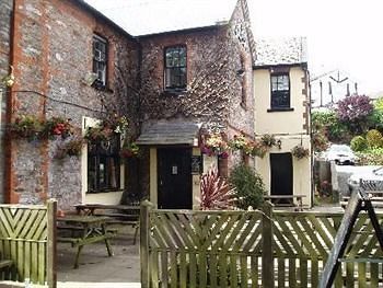 Manor Inn Galmpton Exterior foto